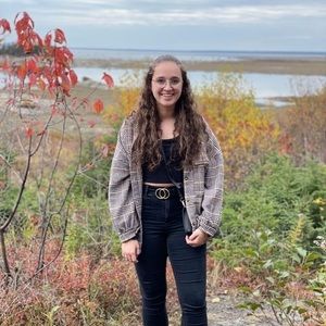 Meet your Posher, Justine